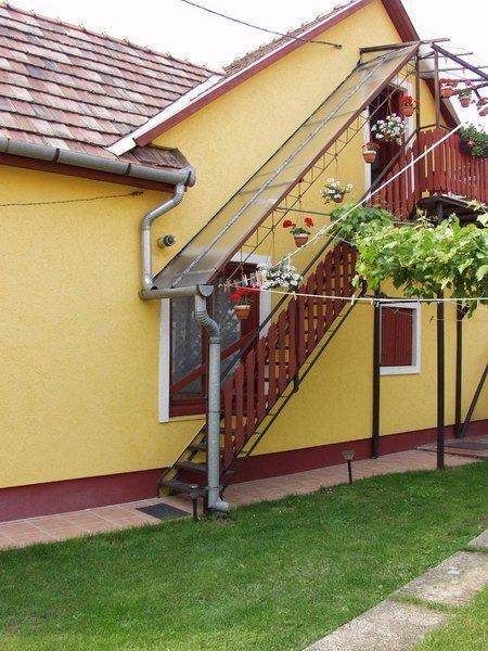 Zach Klara Utcai Apartman Visegrád Oda fotoğraf