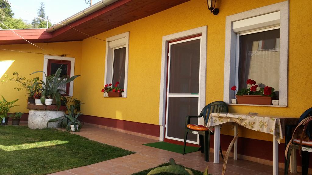 Zach Klara Utcai Apartman Visegrád Dış mekan fotoğraf